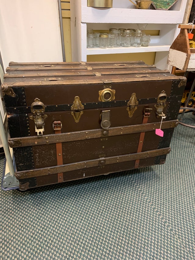 Trunks & Cases | Vintage Inspirations